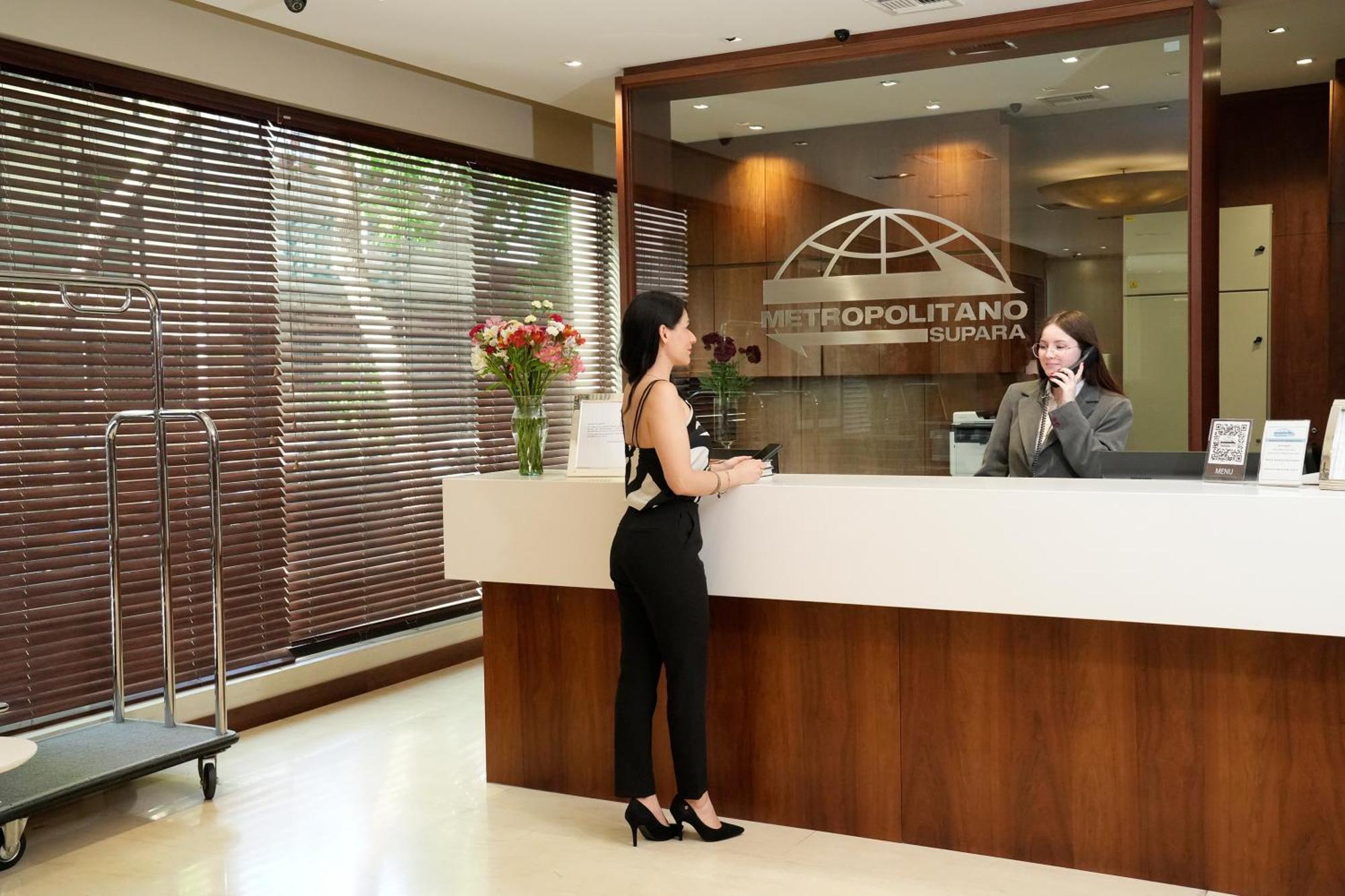 Hotel Metropolitano Supara Buenos Aires Buitenkant foto