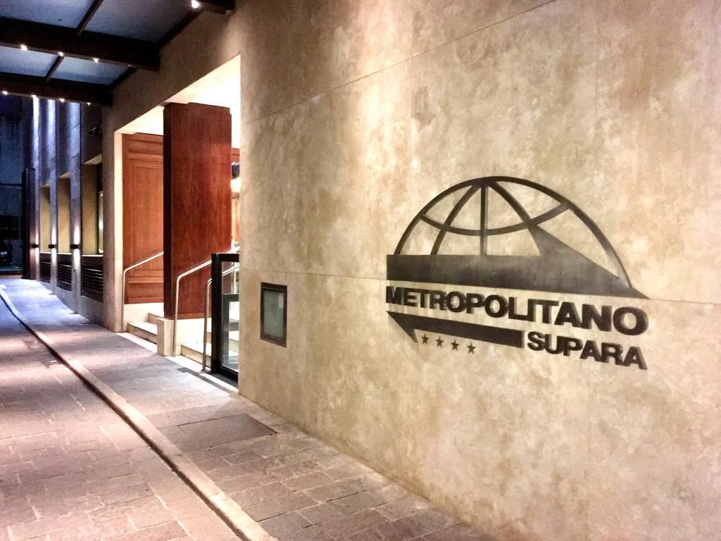 Hotel Metropolitano Supara Buenos Aires Buitenkant foto